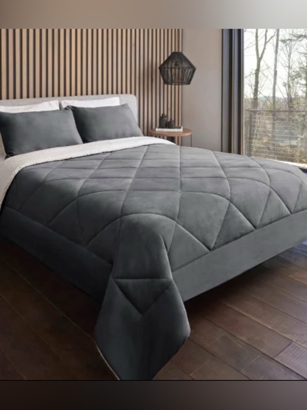 🛏️ NWOT Queen Roots Home Reversible Sherpa Comforter Set 🛏️ - NEW w/o packaging